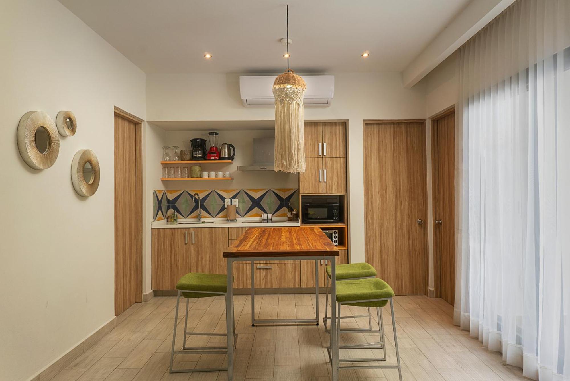 Opal Suites Apartments プレヤデルカーメン エクステリア 写真