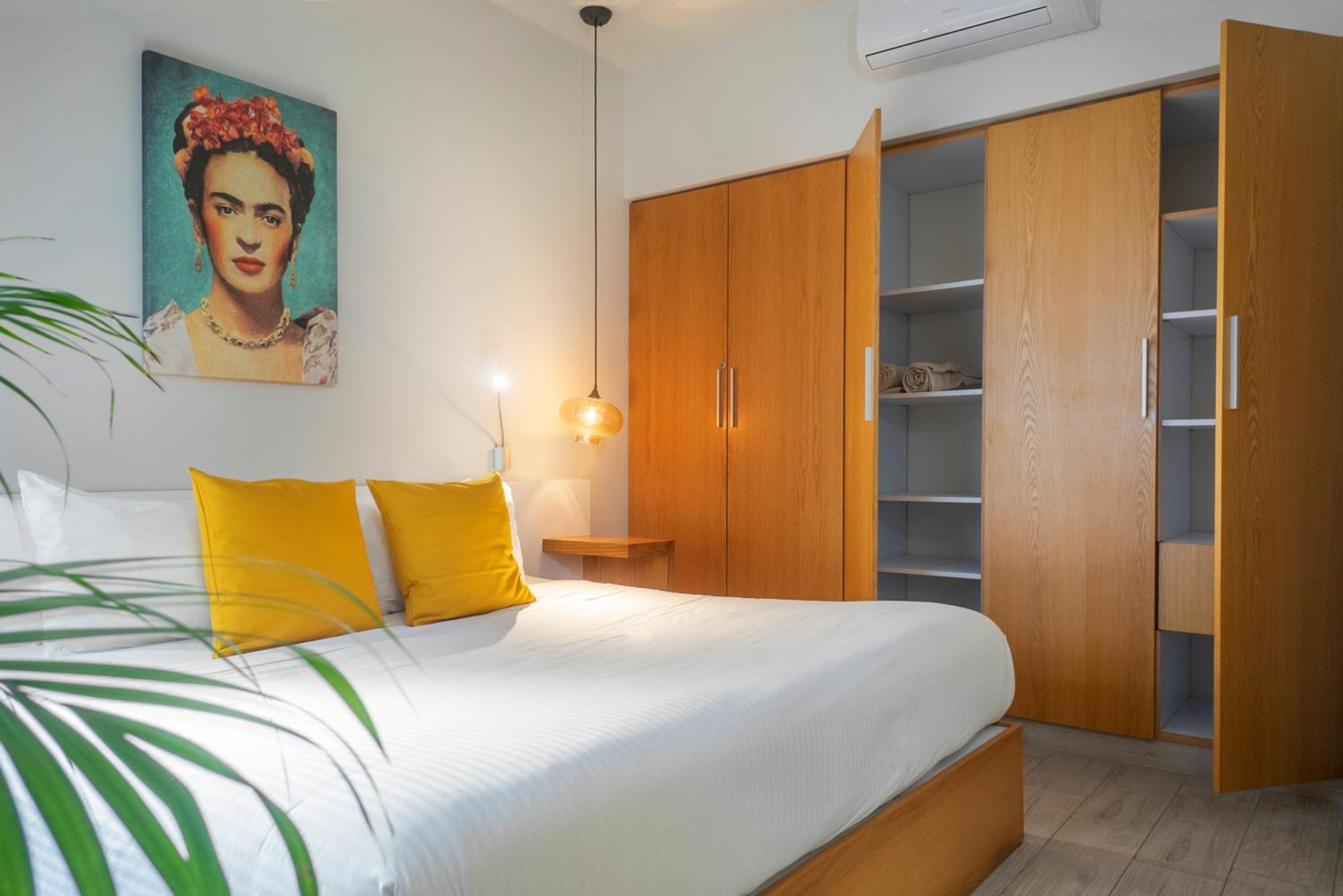 Opal Suites Apartments プレヤデルカーメン エクステリア 写真