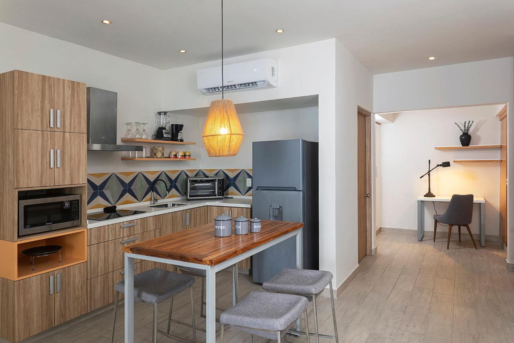 Opal Suites Apartments プレヤデルカーメン エクステリア 写真