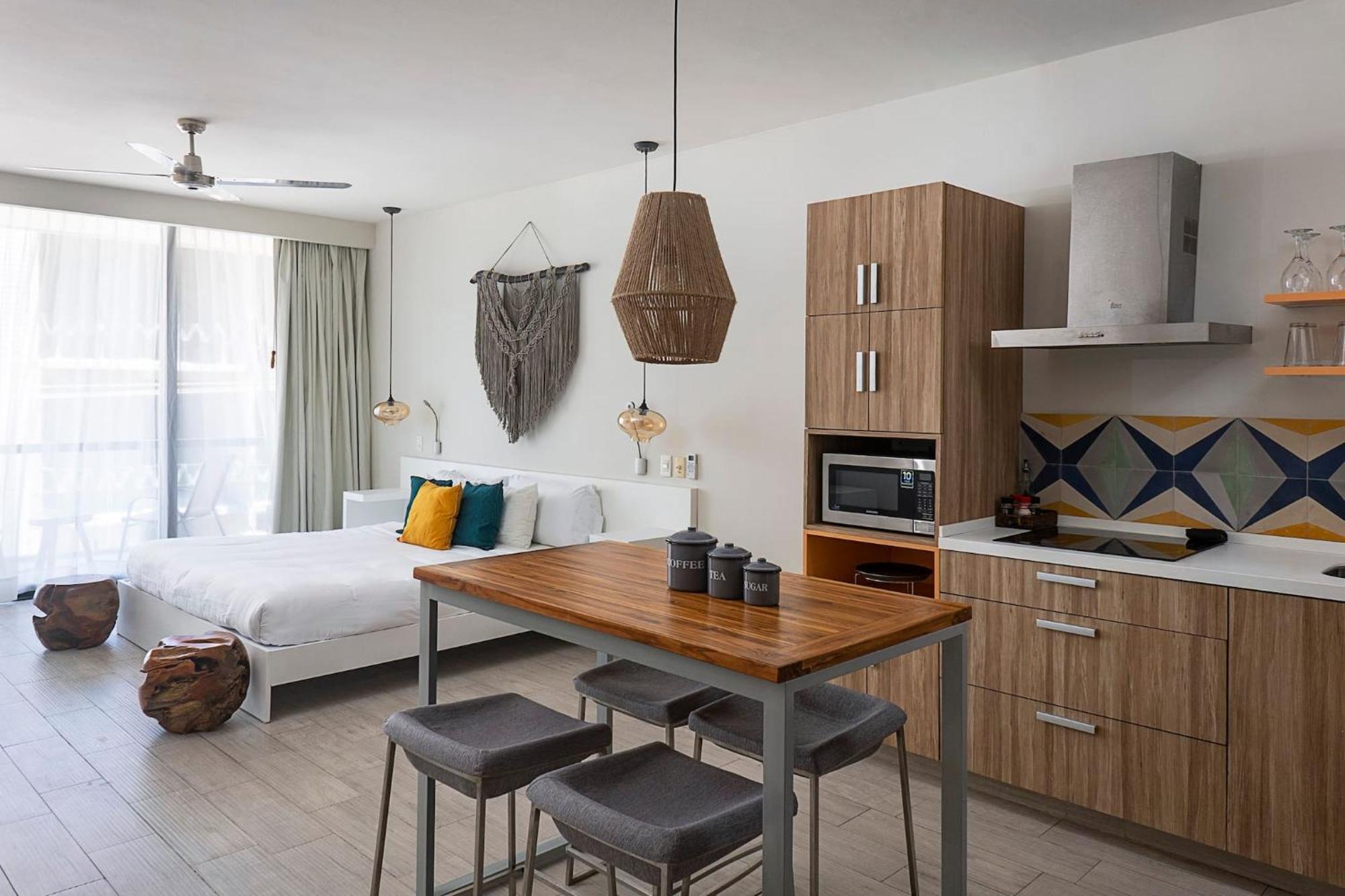 Opal Suites Apartments プレヤデルカーメン エクステリア 写真