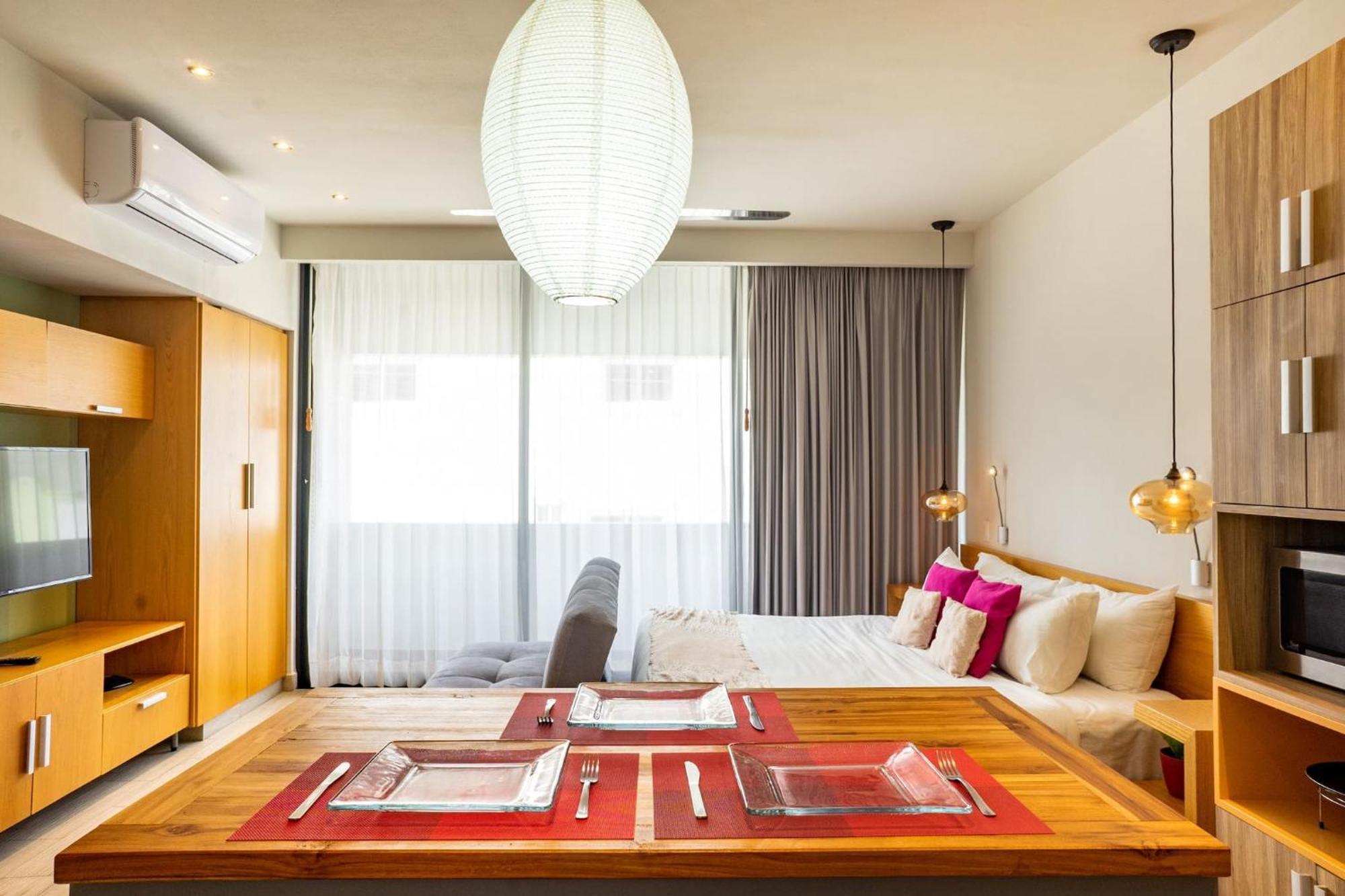 Opal Suites Apartments プレヤデルカーメン エクステリア 写真