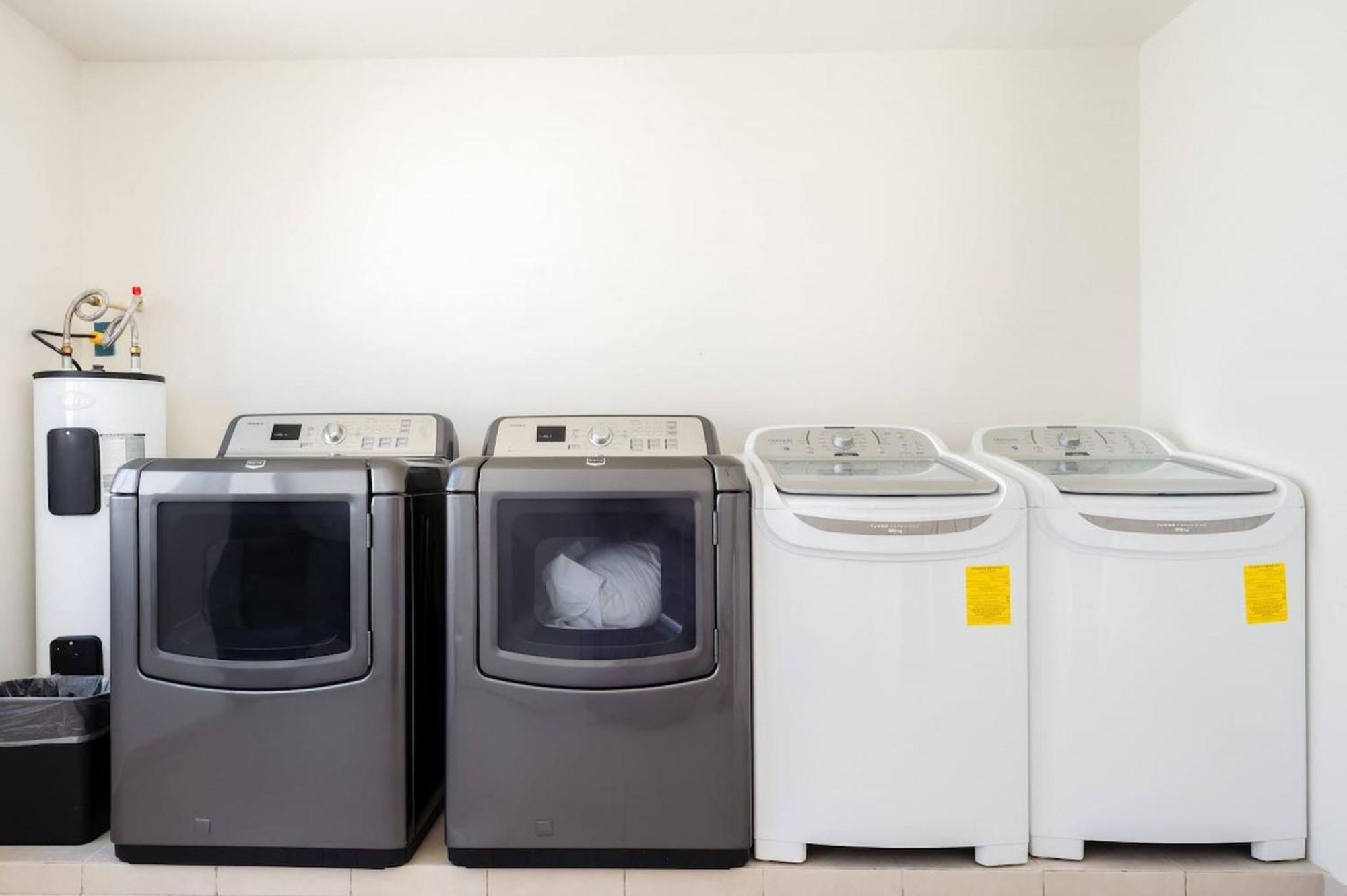 Opal Suites Apartments プレヤデルカーメン エクステリア 写真