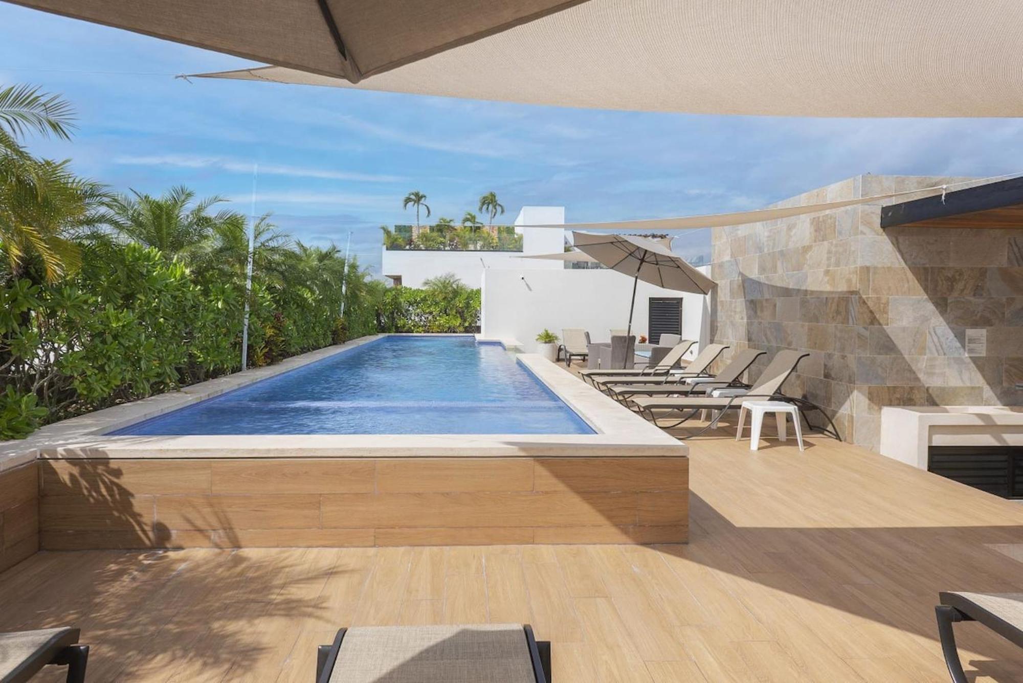 Opal Suites Apartments プレヤデルカーメン エクステリア 写真